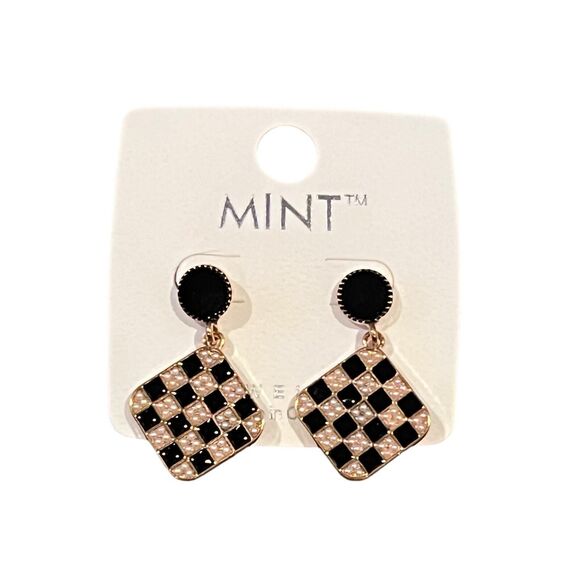 Earring Black and Golden Checkerboard Patterned Trendy Earrings Gambit  Baddie - Picture 1 of 9
